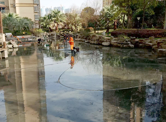 崇川景观池淤泥清理